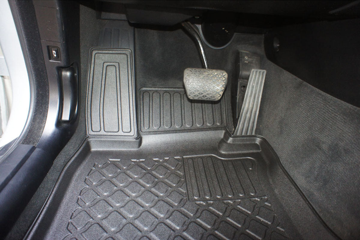 Covorase auto tip tavita BMW Seria 5 E61, an fabricatie 06.2004 - 2010, caroserie combi | 602058