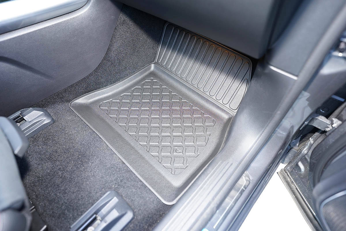 Covorase auto tip tavita Mercedes EQB X243, an fabricatie 12.2021 - prezent, caroserie suv | 604013