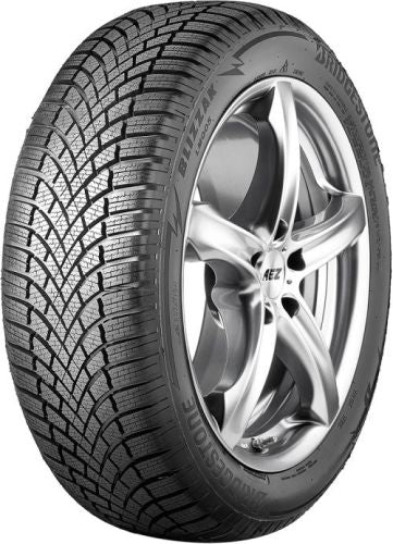PIRELLI POWERGY WINTER 235/55R18 104H