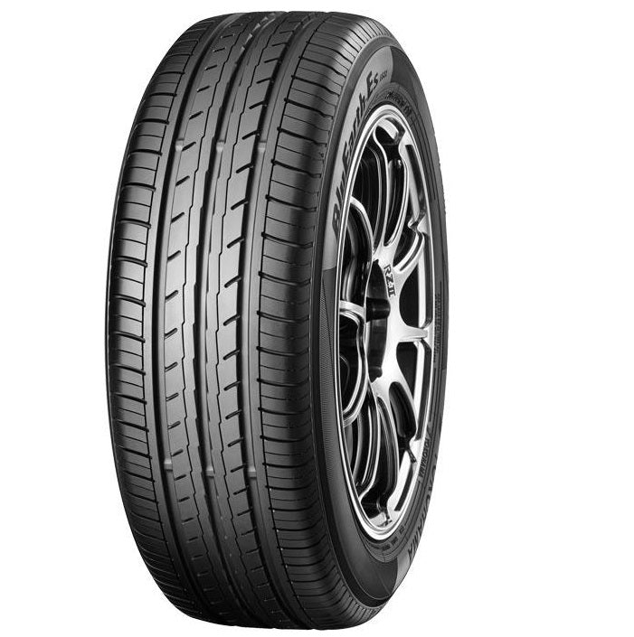Anvelopa Vara Yokohama 185/60 R15 BLUEARTH ES32 84H