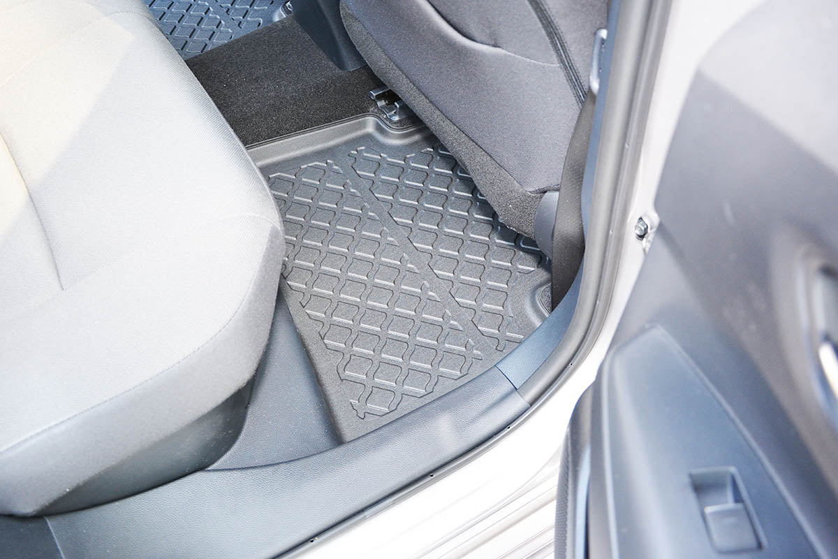 Covorase tip tavita Toyota Corolla XII E210, caroserie Sedan, fabricatie 03.2019 - prezent - 8