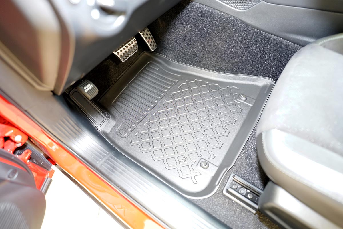 Covorase auto tip tavita Dodge Challenger Challenger III Facelift, an fabricatie 2014 - prezent, caroserie coupe | 604250