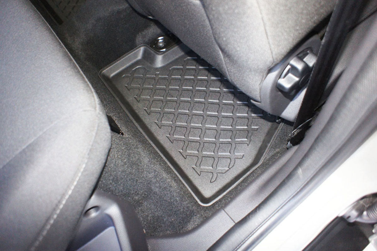 Covorase auto tip tavita Ford Focus III, an fabricatie 03.2011 - 08.2018, caroserie sedan | 603113