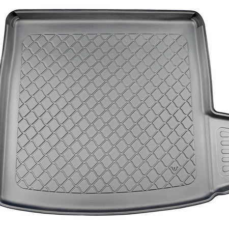 Tavita portbagaj BMW Seria 3 G20 PHEV fabricatie 07.2019 - prezent, caroserie sedan, portbagaj superior, podea variabila in pozitie superioara #1