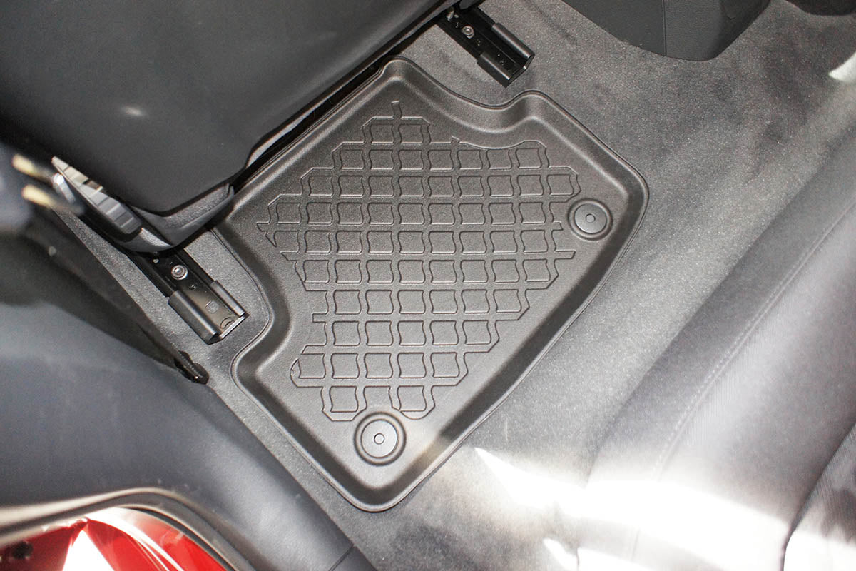 Covorase auto tip tavita Audi A3 A3 8Y, an fabricatie 03.2020 - prezent, caroserie sportback nu corespunde pentru s3 si rs3 | 604100