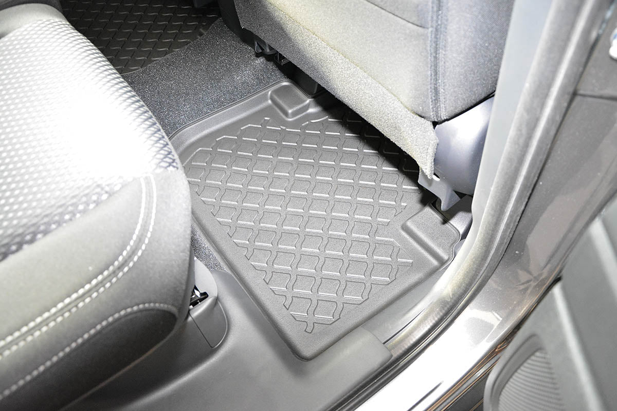 Covorase auto tip tavita Mitsubishi Outlander III, an fabricatie 09.2012 - 10.2021, caroserie suv nu corespunde pentru hybrid, fara rand 3 | 602899