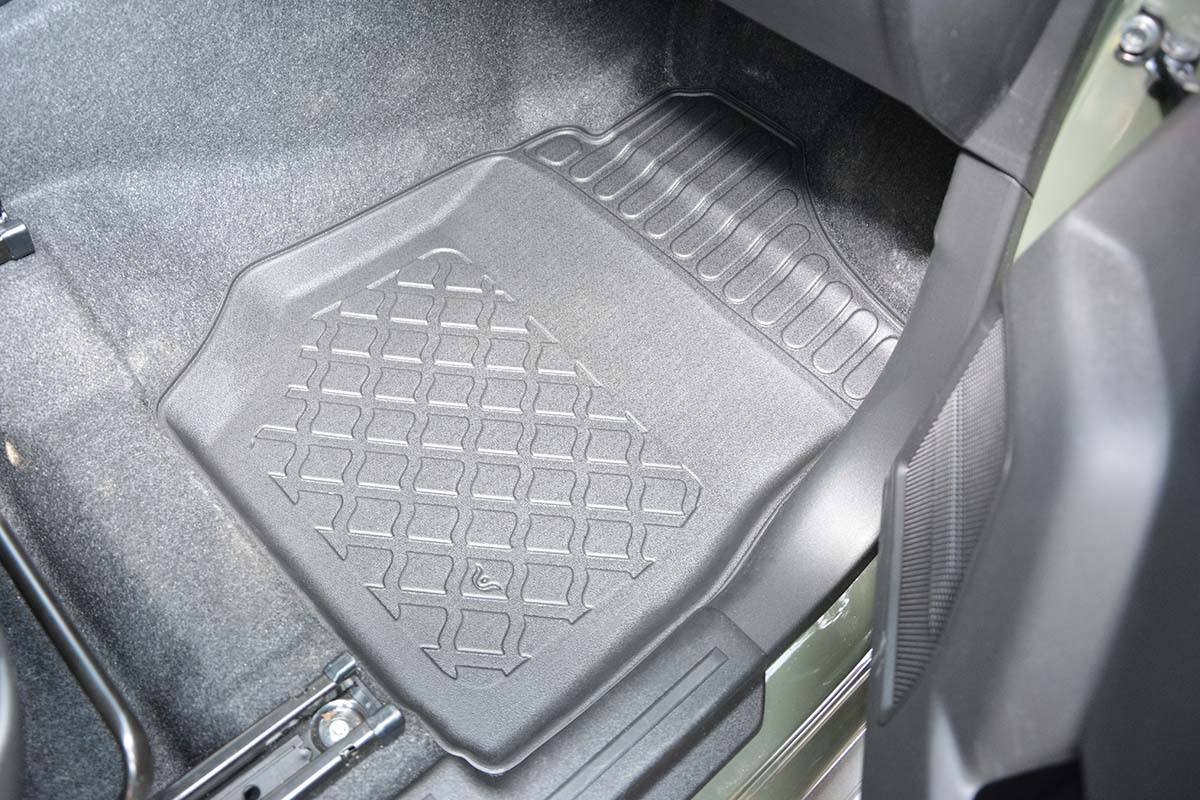 Covorase auto tip tavita Suzuki Jimny II, an fabricatie 10.2018 - prezent, caroserie suv cutie manuala | 603596