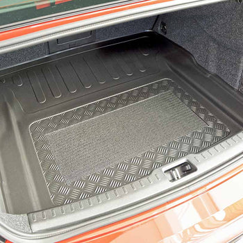 Tavita portbagaj Volvo S60 III fabricatie 10.2018 - prezent, caroserie sedan, portbagaj inferior, nu corespunde pentru PHEV #1