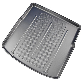 Tavita portbagaj Suzuki Swace Hybrid fabricatie 11.2020 - prezent, caroserie combi, portbagaj superior, podeaua portbagajului plata #1