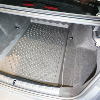 Tavita portbagaj BMW Seria 7 G70 fabricatie 2022 - prezent, caroserie sedan #1