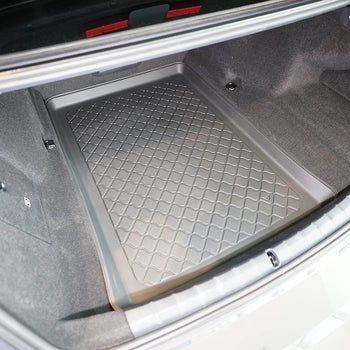 Tavita portbagaj BMW Seria 7 G70 fabricatie 2022 - prezent, caroserie sedan #1