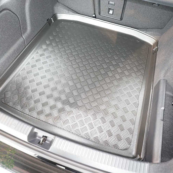 Tavita portbagaj Skoda Superb IV MHEV fabricatie 12.2023 - prezent, caroserie sedan, portbagaj inferior, fara podea reglabila pe inaltime #1