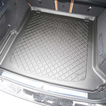 Tavita portbagaj Mercedes E-Class W214 T-Modell fabricatie 08.2023 - prezent, caroserie combi, nu corespunde pentru PHEV, cu ureche detasabila pe stanga #1