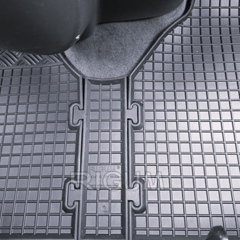 Covorase auto Peugeot Expert II fabricatie 2007 - 2016, caroserie van #1