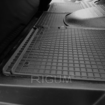 Covorase auto Volkswagen T5 Transporter fabricatie 2003 - 05.2015, caroserie van, 3 locuri #1