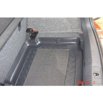 Tavita portbagaj Volkswagen Polo fabricatie 03.2009- 2017 (portbagaj inferior) 2