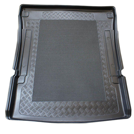 Tavita de portbagaj Volkswagen Caddy Maxi Startline, caroserie Van, fabricatie 10.2007 - 10.2020, in spatele randului 2 #2