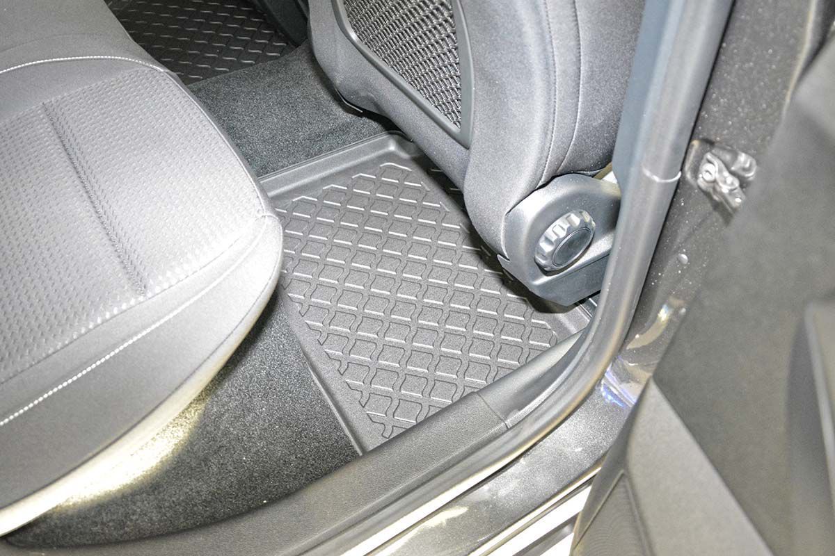 Covorase tip tavita Ford Focus IV, caroserie Hatchback, fabricatie 09.2018 - prezent - 8