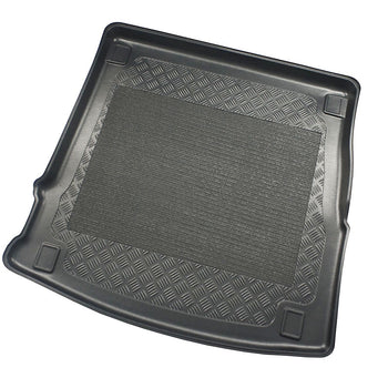 Tavita de portbagaj Alfa Romeo Stelvio, caroserie SUV, fabricatie 01.2017 - prezent - 2