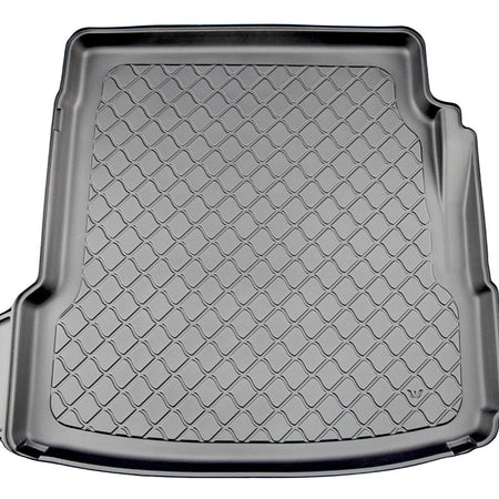 Tavita de portbagaj Jaguar XE, caroserie Sedan, fabricatie 2019 - prezent, Facelift #1