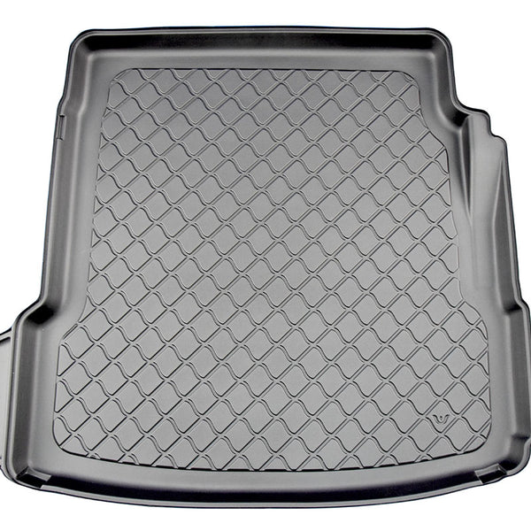 Tavita de portbagaj Jaguar XE, caroserie Sedan, fabricatie 2019 - prezent, Facelift - 1