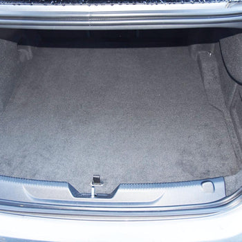 Tavita de portbagaj Jaguar XE, caroserie Sedan, fabricatie 2019 - prezent, Facelift - 9