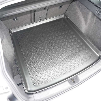 Tavite portbagaj Volkswagen Golf 8, caroserie combi, an fabricatie 11.2020 - prezent, portbagaj superior | 193883BSC