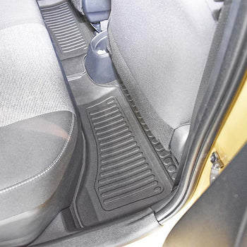 Covorase tip tavita Toyota Yaris III Hybrid, caroserie Hatchback, fabricatie 2015 - 08.2020 - 10