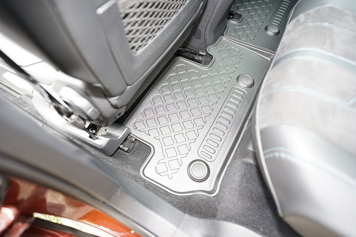 Covorase auto tip tavita Peugeot 3008 II, an fabricatie 11.2016 - 11.2023, caroserie suv nu corespunde pentru hybrid si hybrid4, cu sistem focal hi-fi | 603573