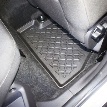 Covorase auto tip tavita Ford Focus III, an fabricatie 03.2011 - 08.2018, caroserie sedan | 603113