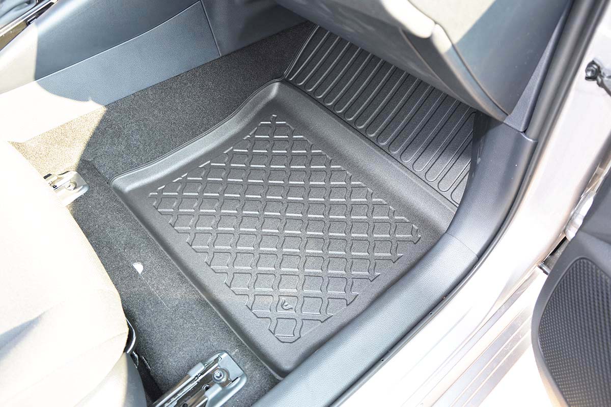 Covorase auto tip tavita Toyota Corolla XII E210, an fabricatie 03.2019 - prezent, caroserie combi | 603388